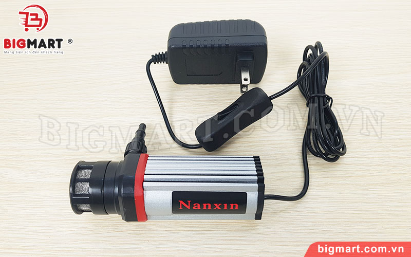 Máy bơm Nanxin hỗ trợ máy cắt CW1336 chống bụi hiệu quả