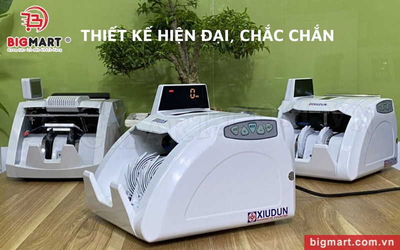 Máy đếm tiền Xiudun 8000 có thiết kế gọn nhẹ, màu sắc trang nhã, rất phù hợp cho mọi vị trí 