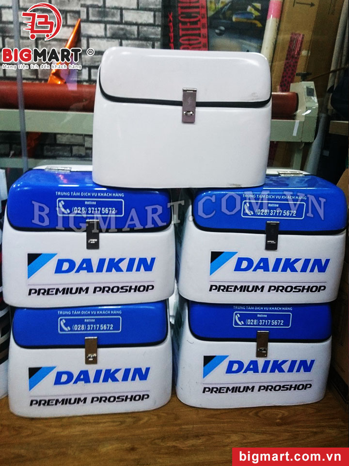 thùng chở hàng composite daikin