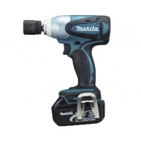 Máy vặn ốc dùng pin Makita DTW251RFE